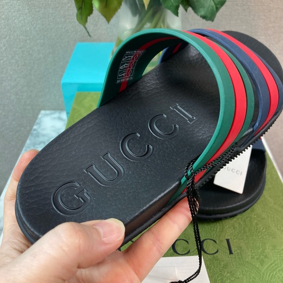 NIB NWT Gucci Men’s Black Rubber Striped Sandals Slides - Italian Size 11 - Picture 4 of 7